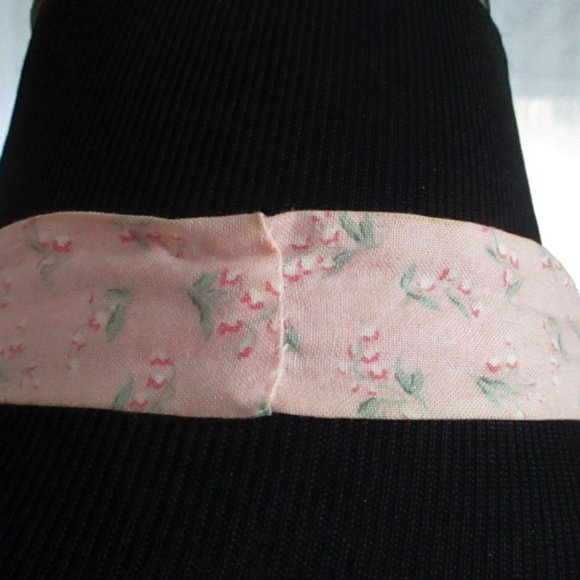 Unique Necklace - Picture 4 of 4